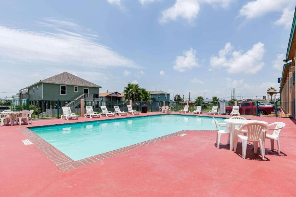 The Residency Inn Galveston Bagian luar foto